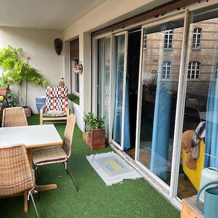 Grand Appartement Avec Balcon Et Parking Gratuit Sur Place Paris Exterior photo